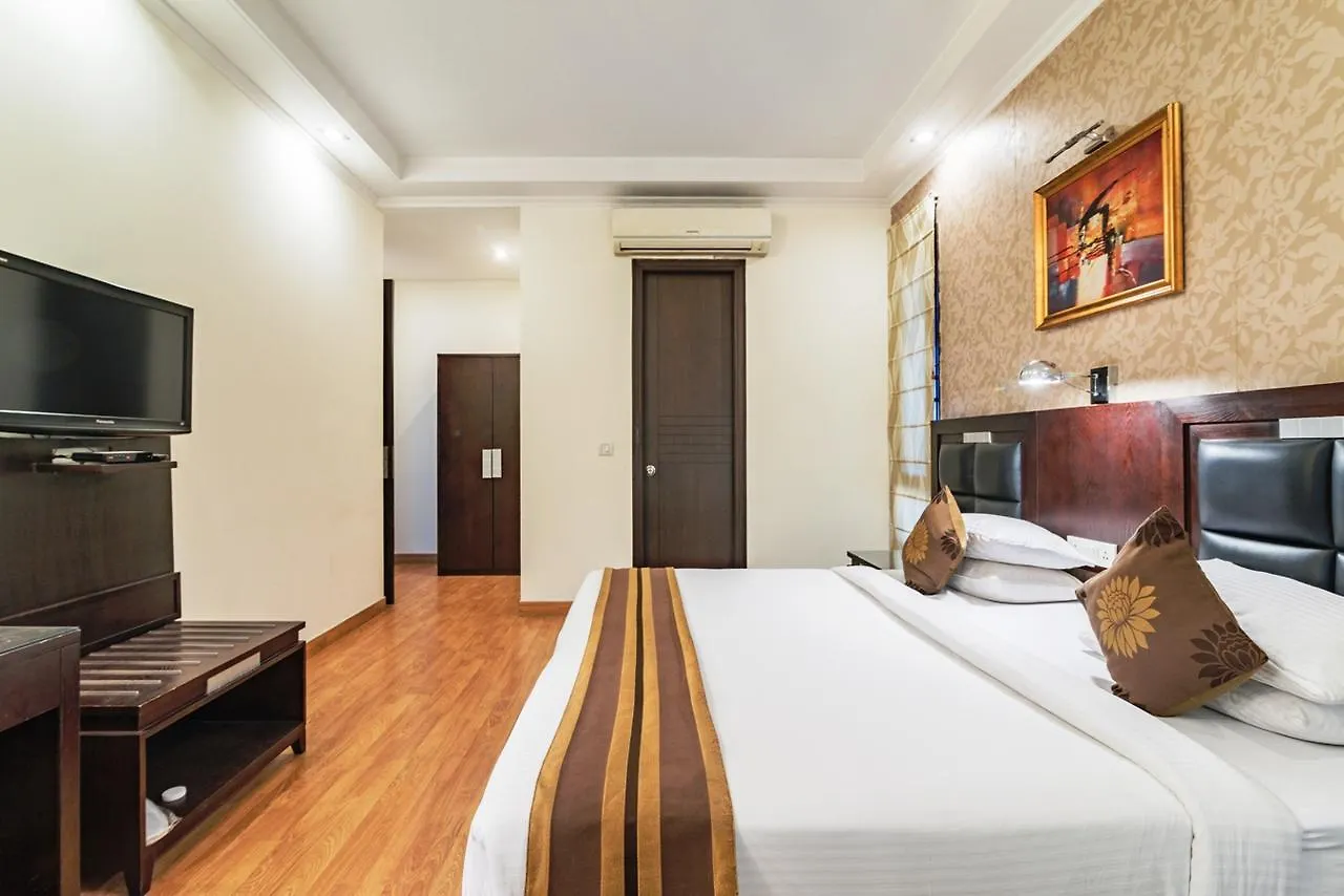 Royal Residence Mg Road 구르가온 호텔
