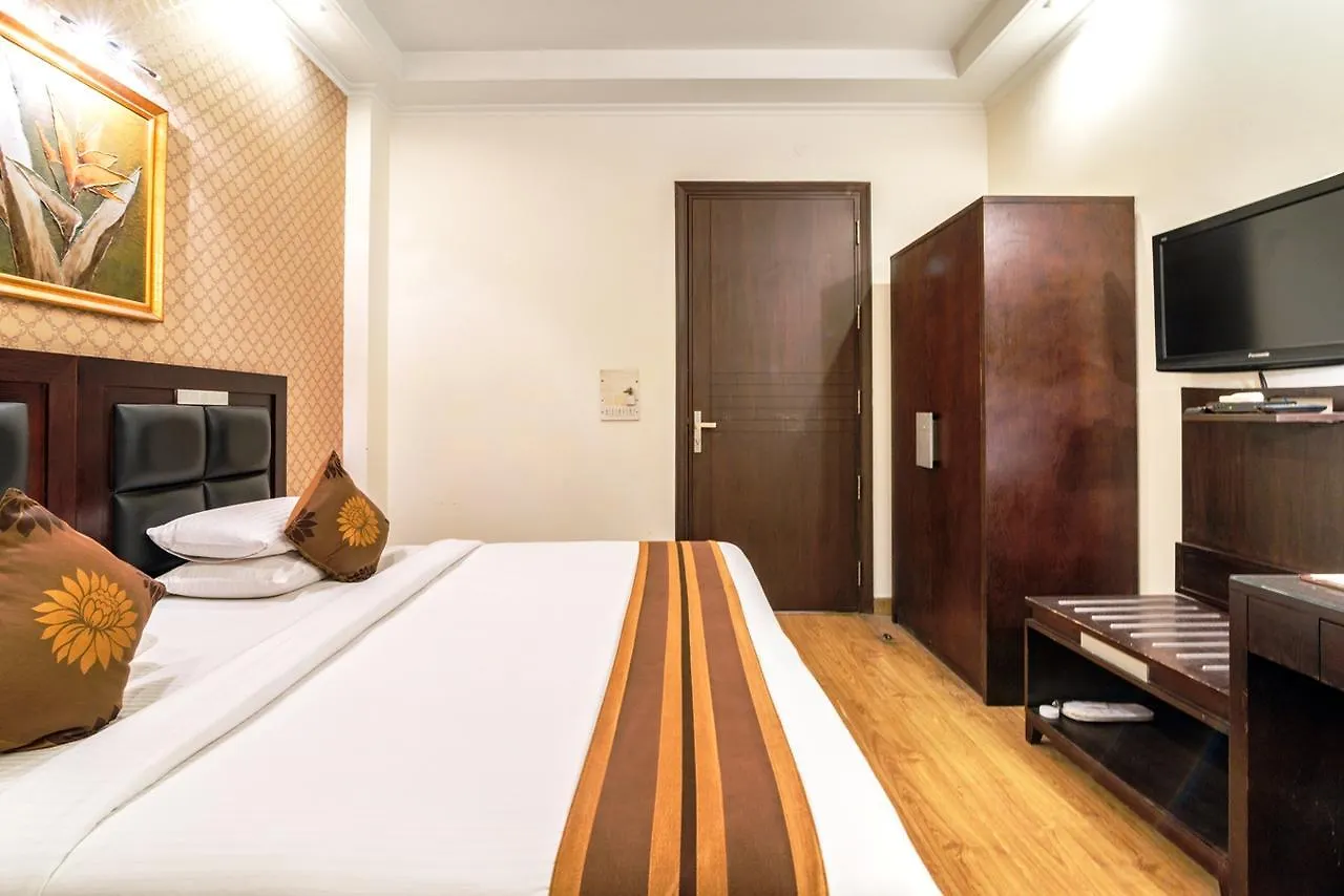 Royal Residence Mg Road 구르가온 호텔