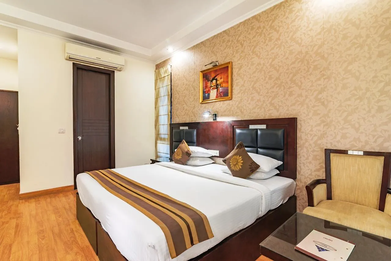 Royal Residence Mg Road Gurgaon Hotel