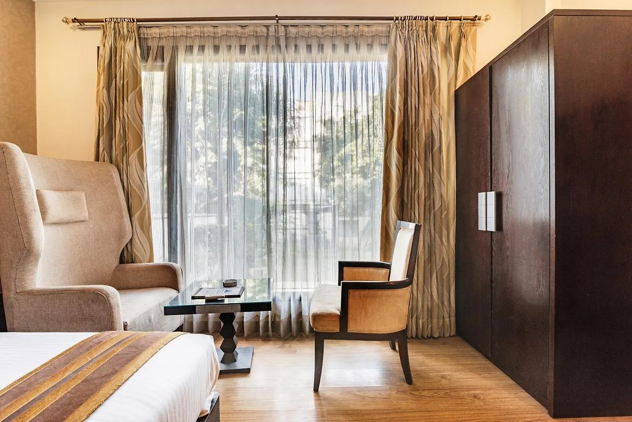 Royal Residence Mg Road Gurgaon 3*,