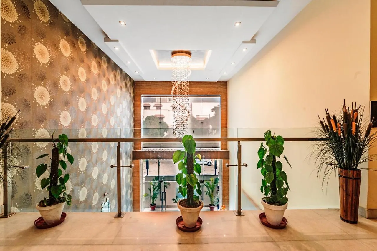 Royal Residence Mg Road Gurgaon Indien